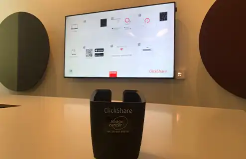 Trådlös ljud och bild för smidiga möten